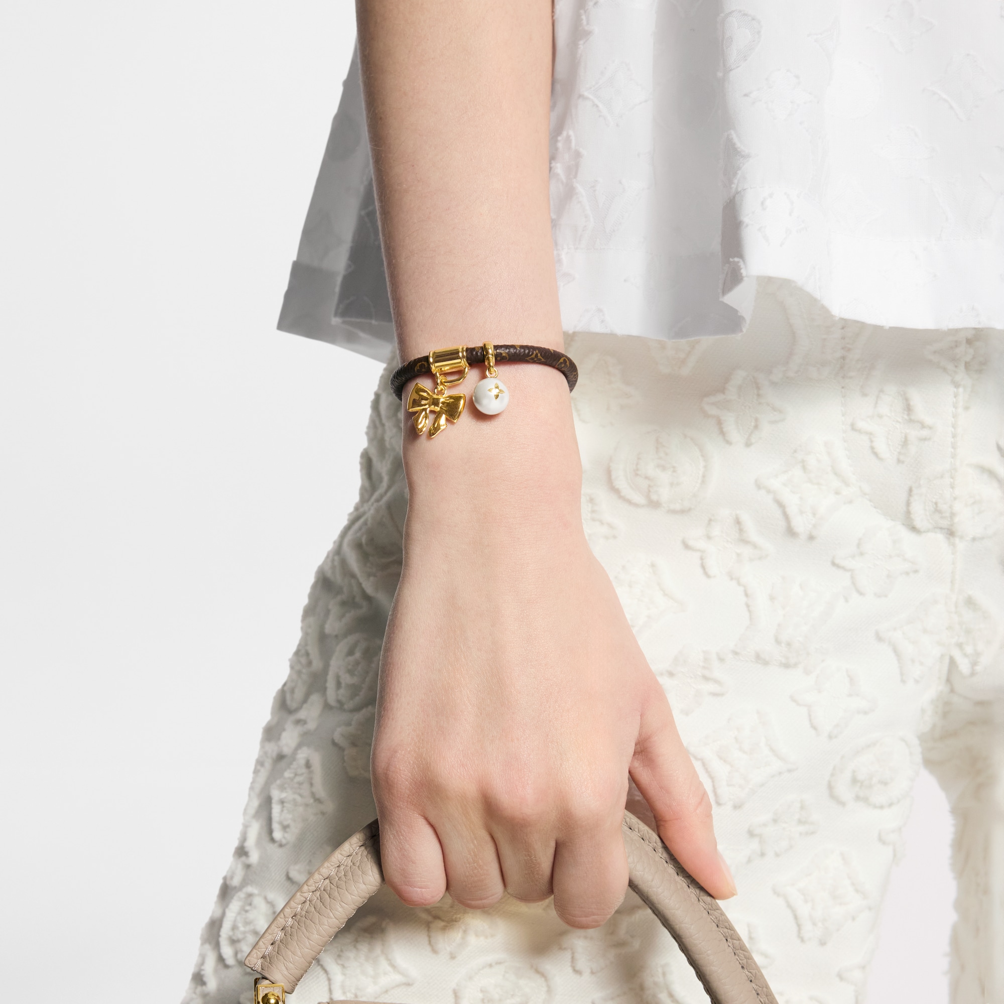 Charms Nœud Bracelet - Women - Fashion Jewelry | LOUIS VUITTON ®